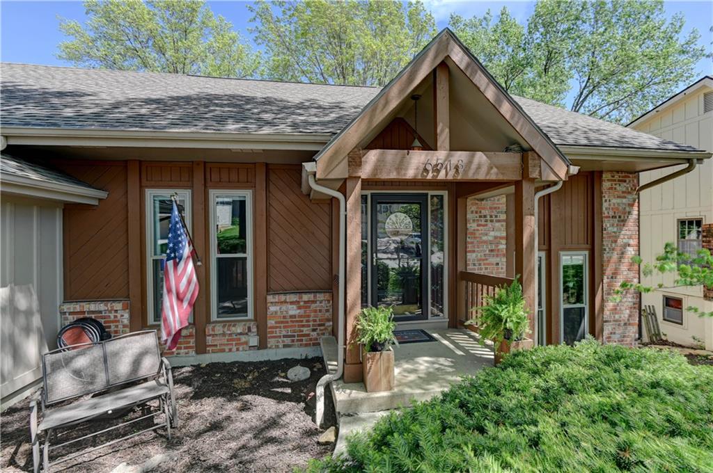 6513 Cottonwood Drive