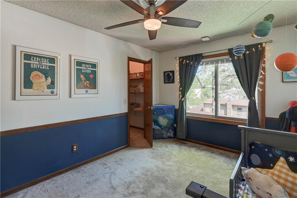 6513 Cottonwood Drive