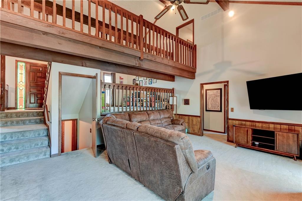 6513 Cottonwood Drive