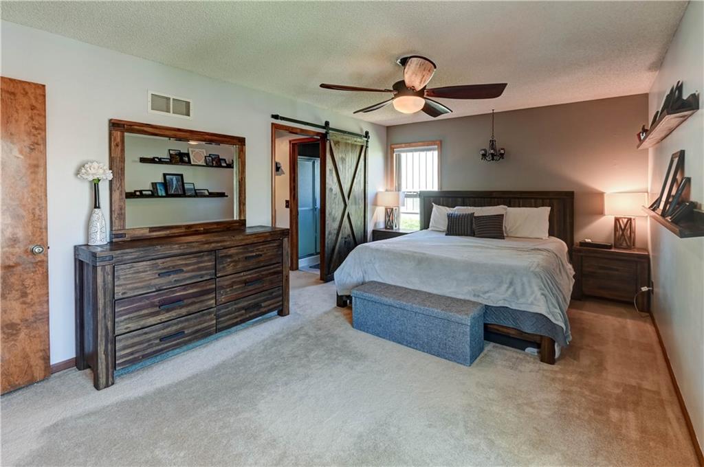 6513 Cottonwood Drive
