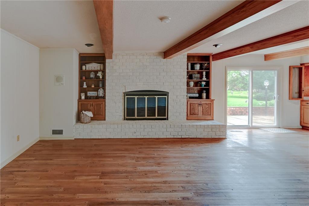 917 Country Club Drive