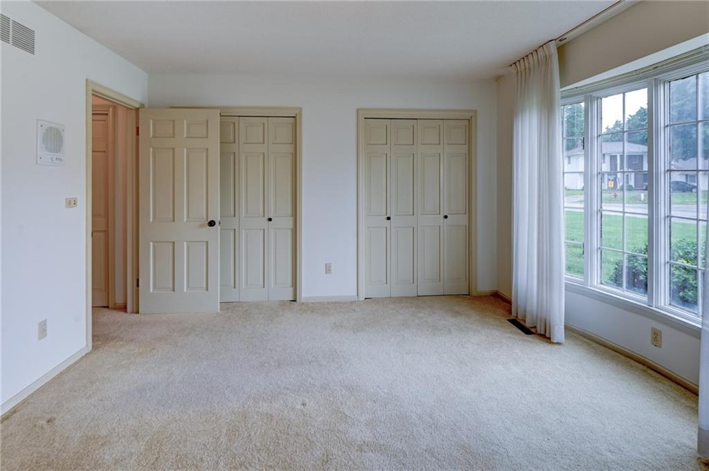 917 Country Club Drive