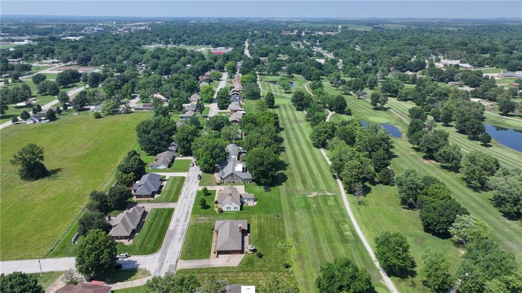 917 Country Club Drive