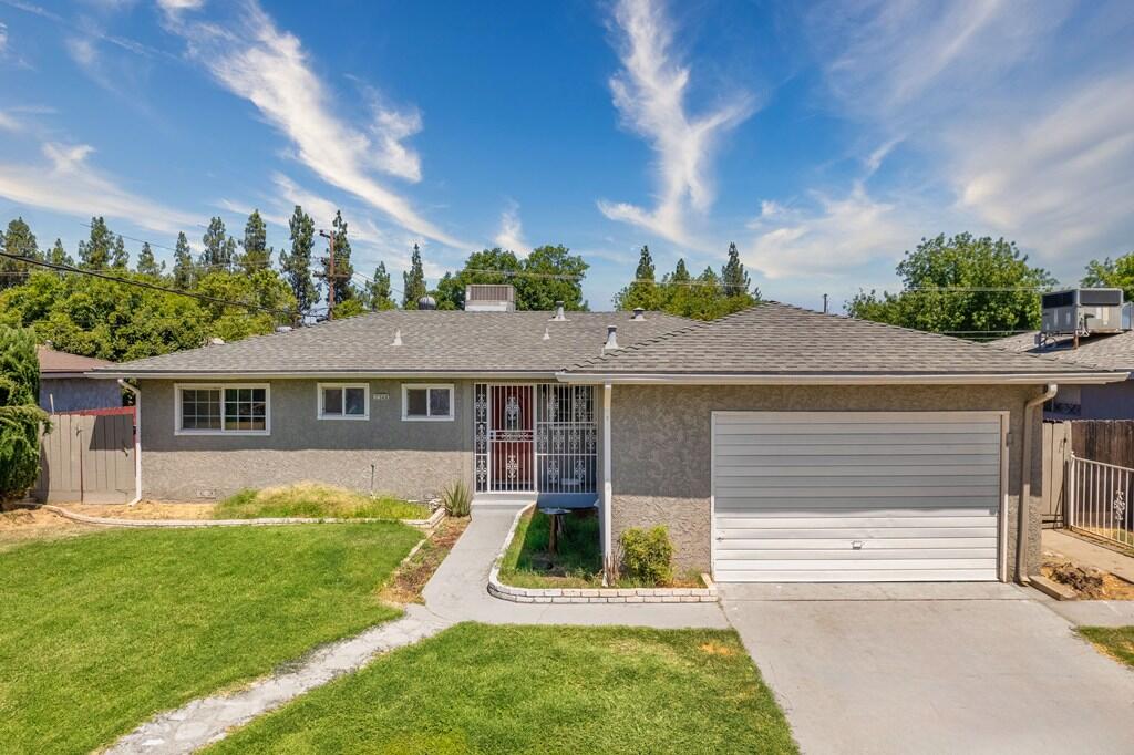 2348 W Fedora Avenue