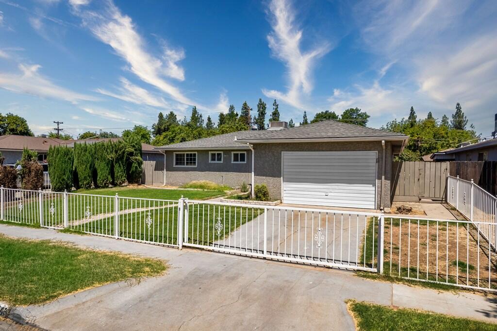 2348 W Fedora Avenue