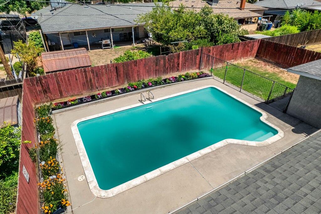 2348 W Fedora Avenue