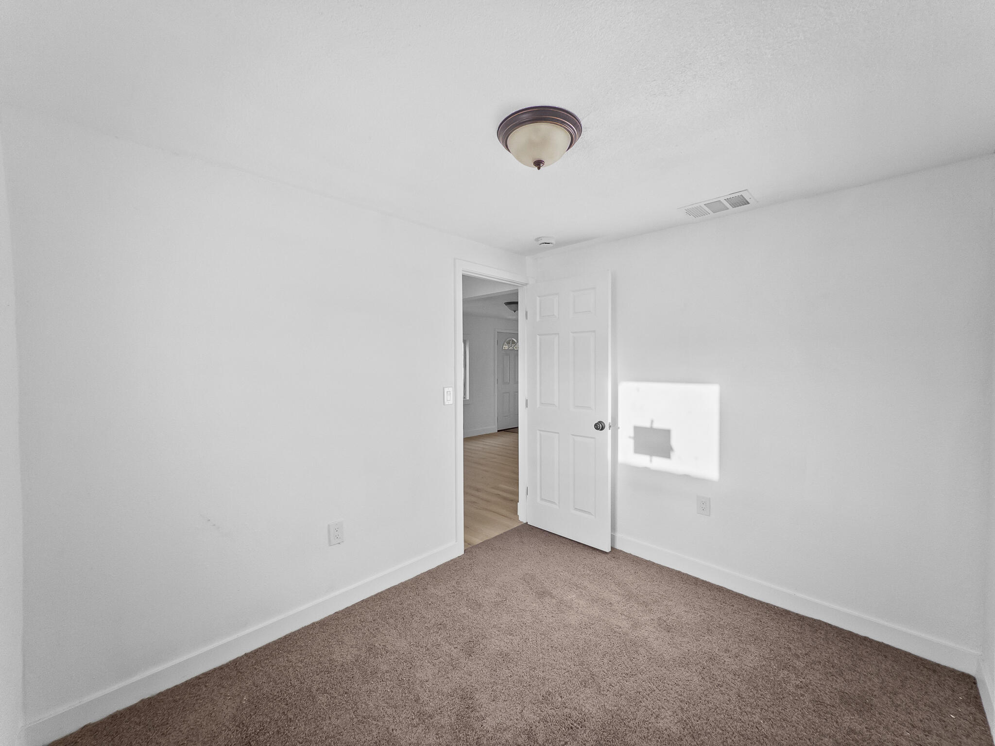 489 Franklin Avenue