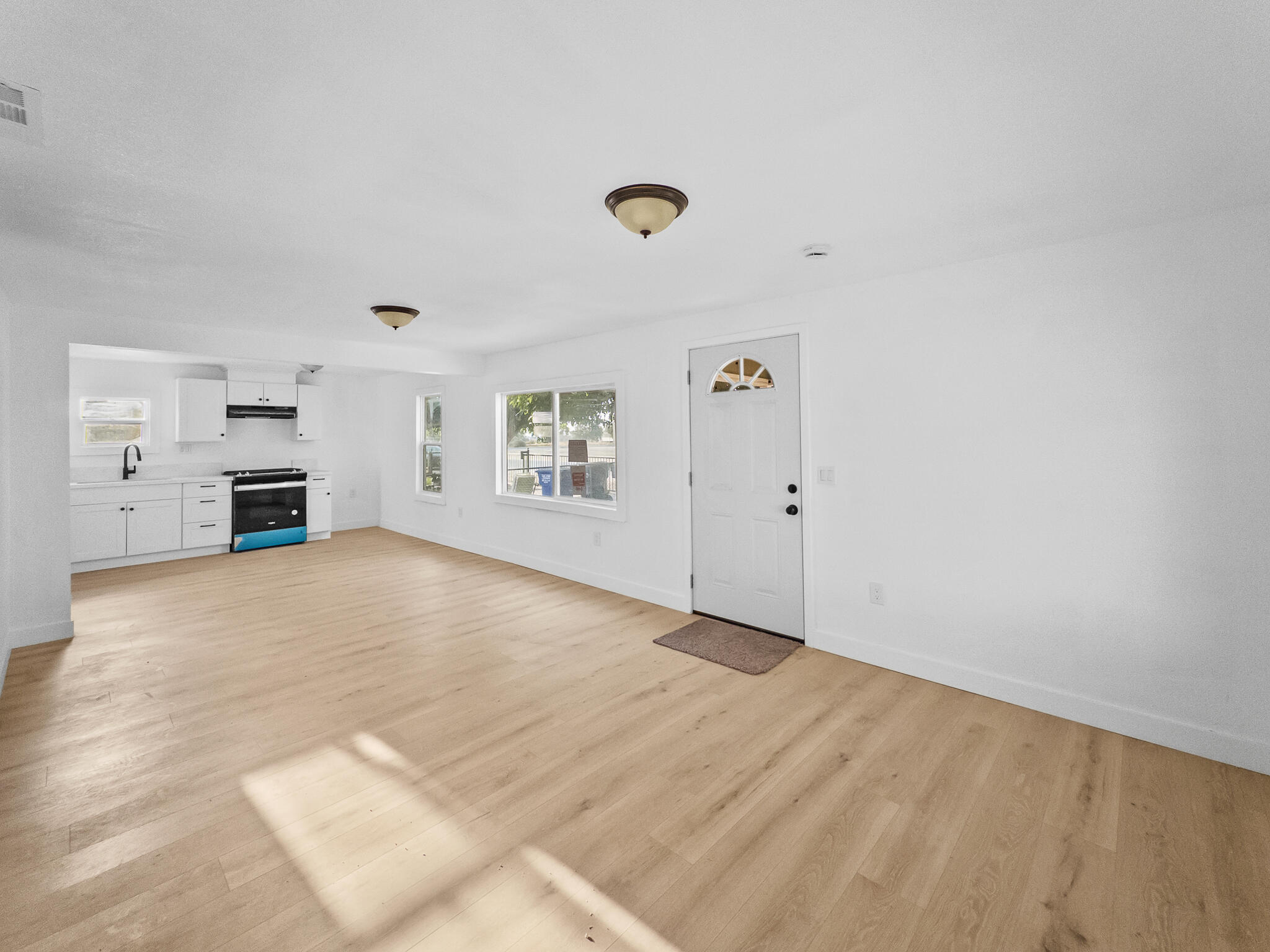 489 Franklin Avenue