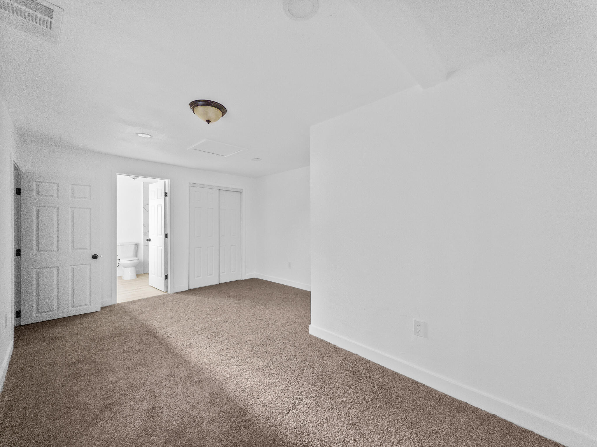 489 Franklin Avenue