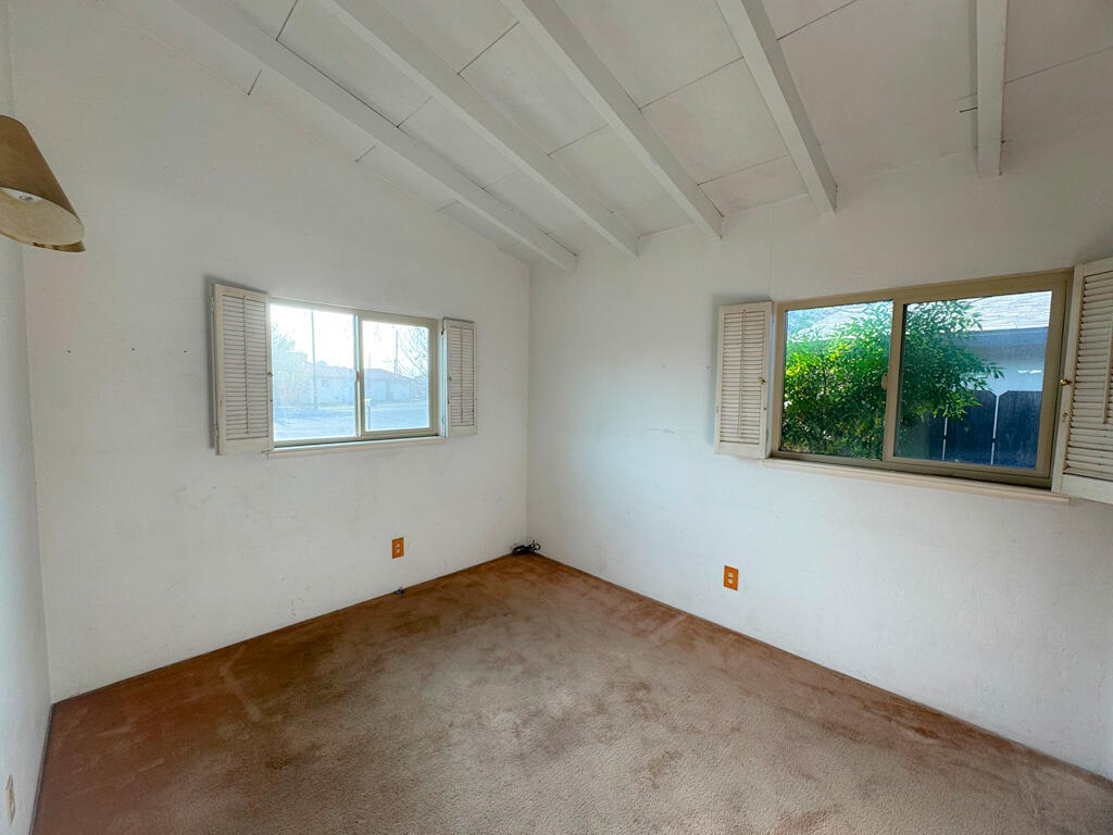 798 Sunset Drive