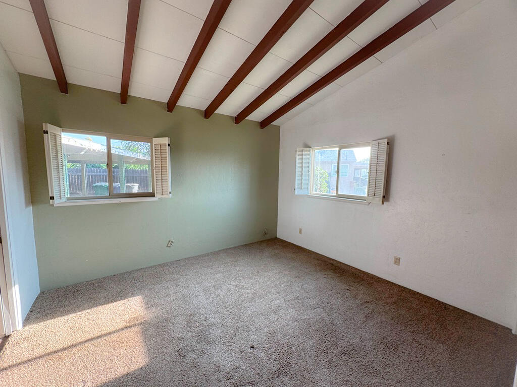 798 Sunset Drive