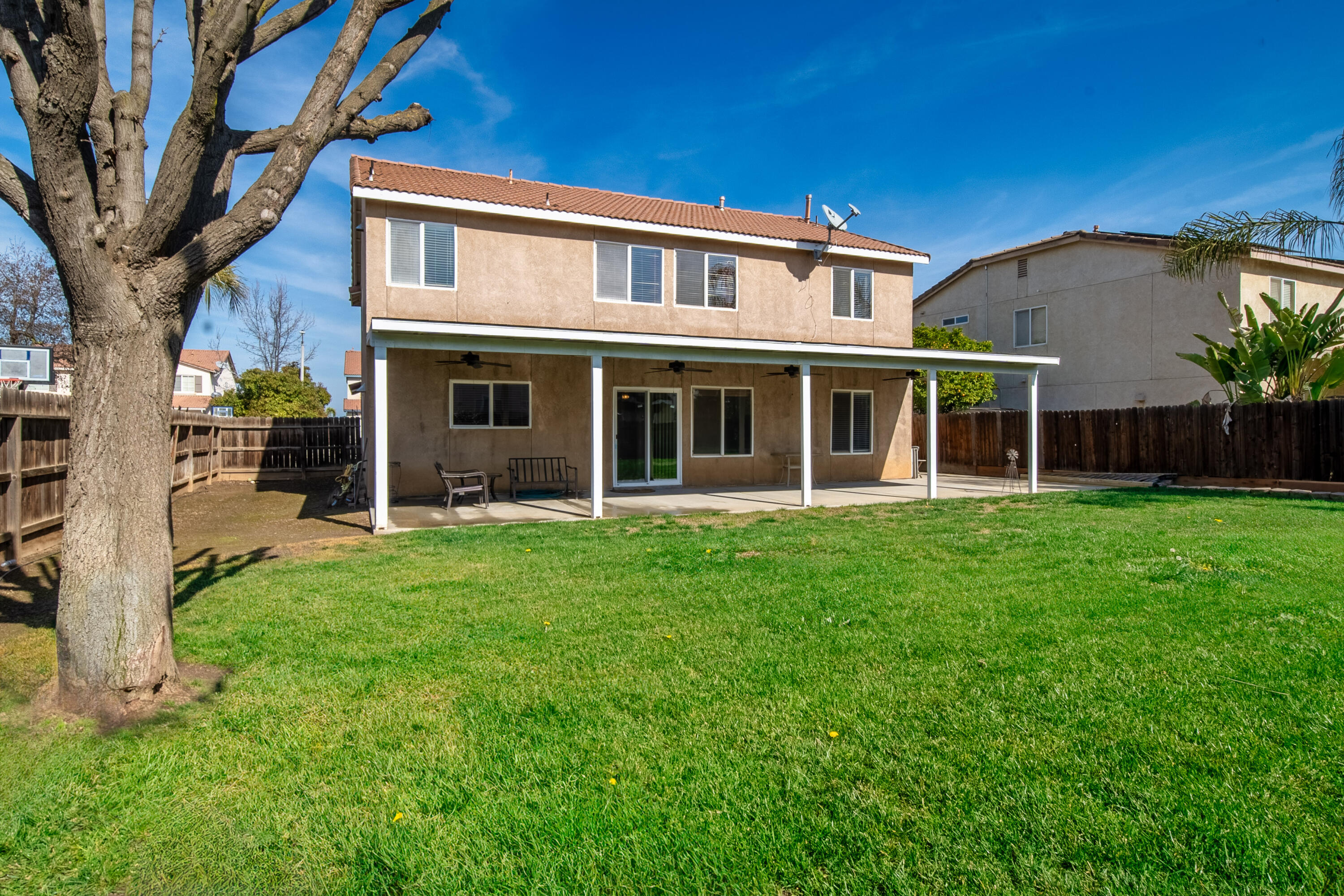 2013 W Julieann Avenue