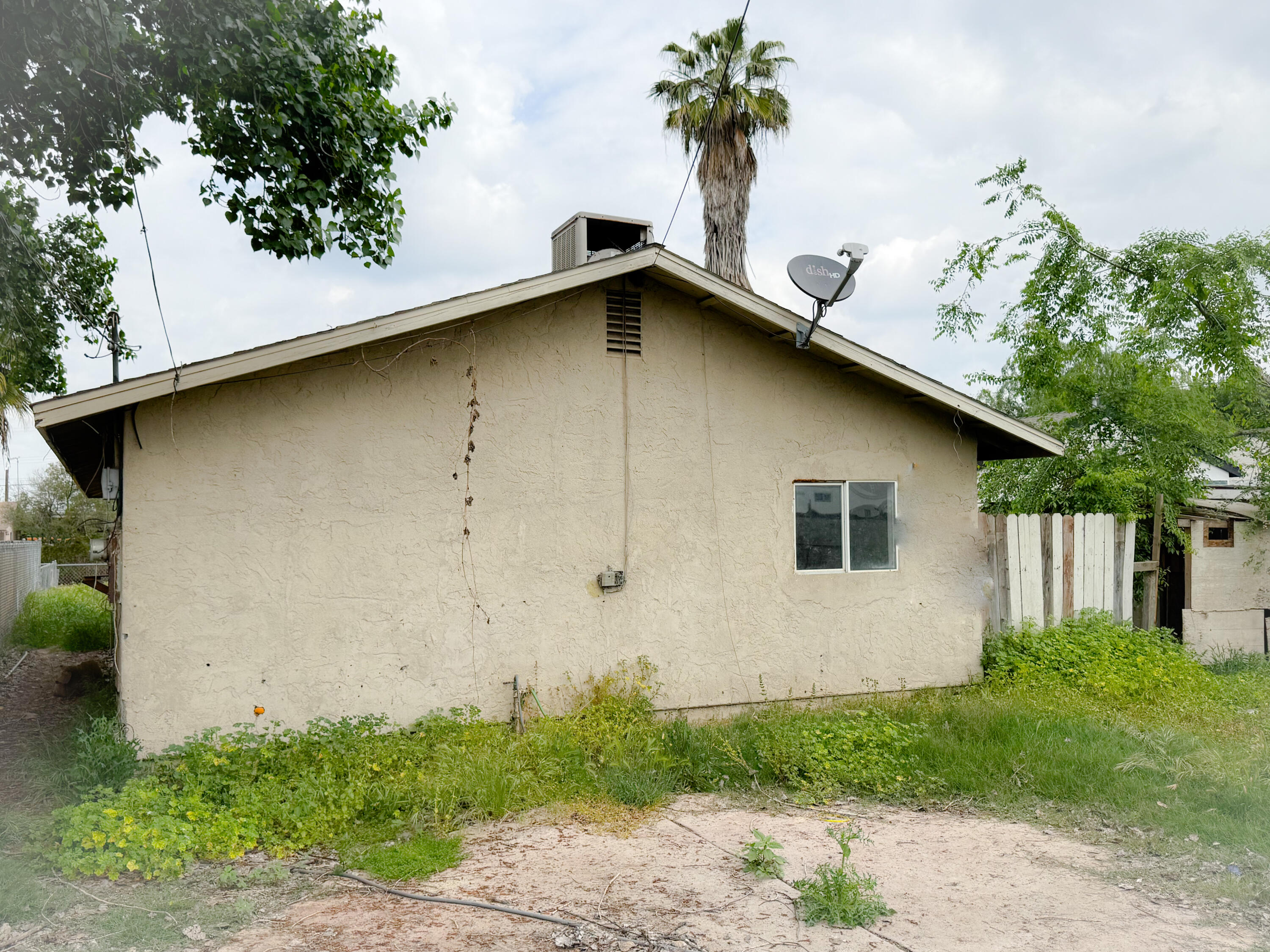 19693 Ave 195, 195
