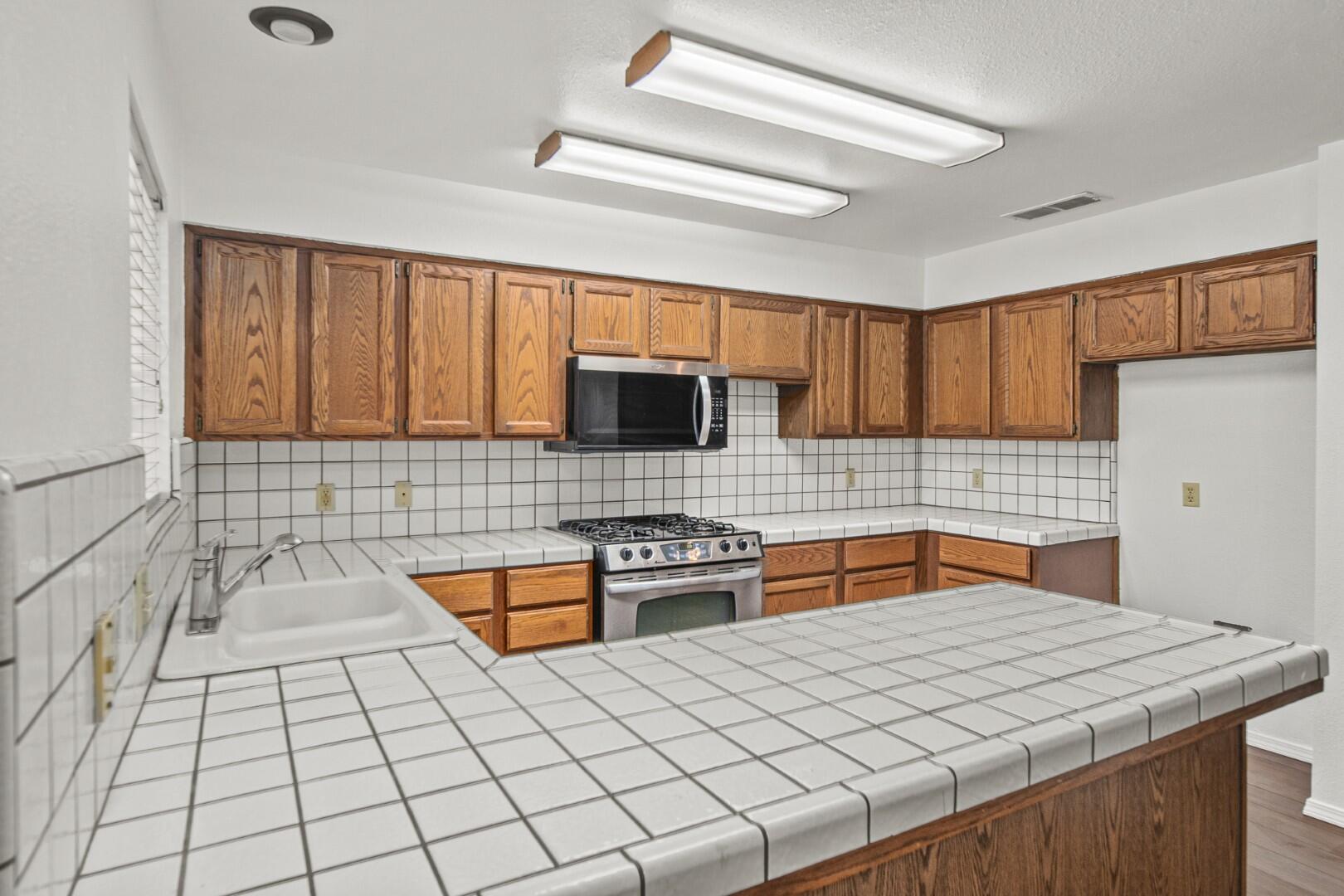 5746 W Judy Court