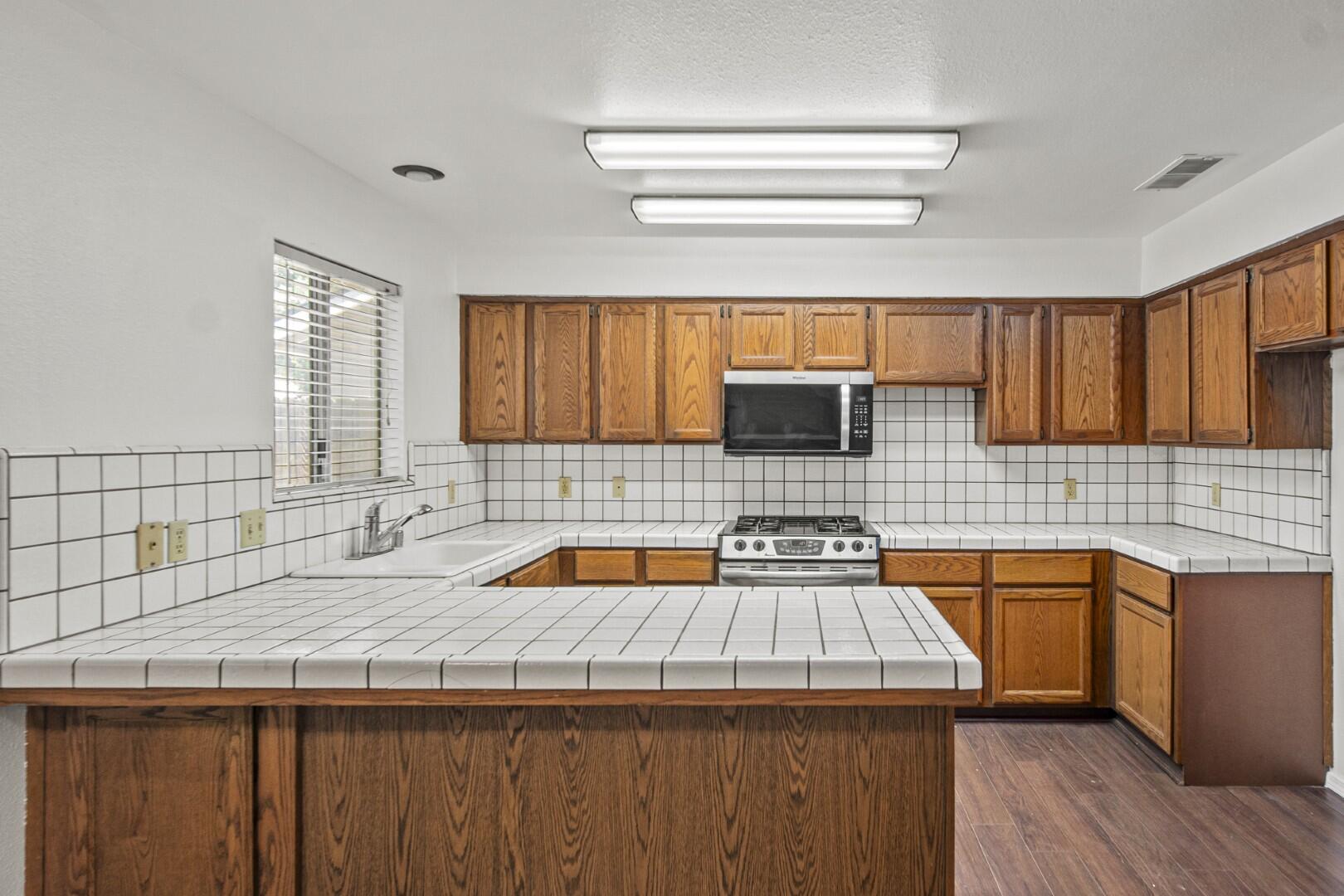 5746 W Judy Court