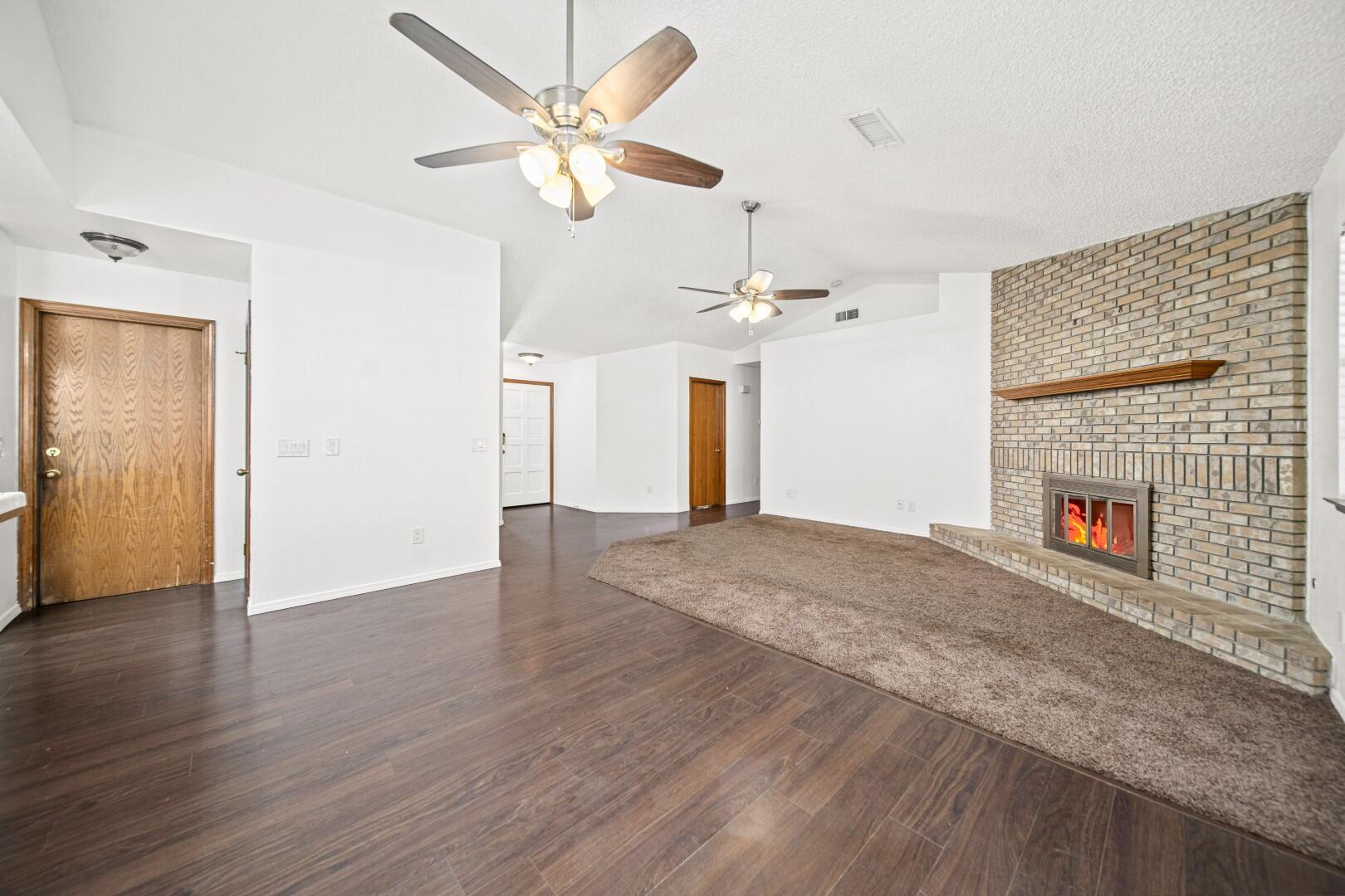 5746 W Judy Court