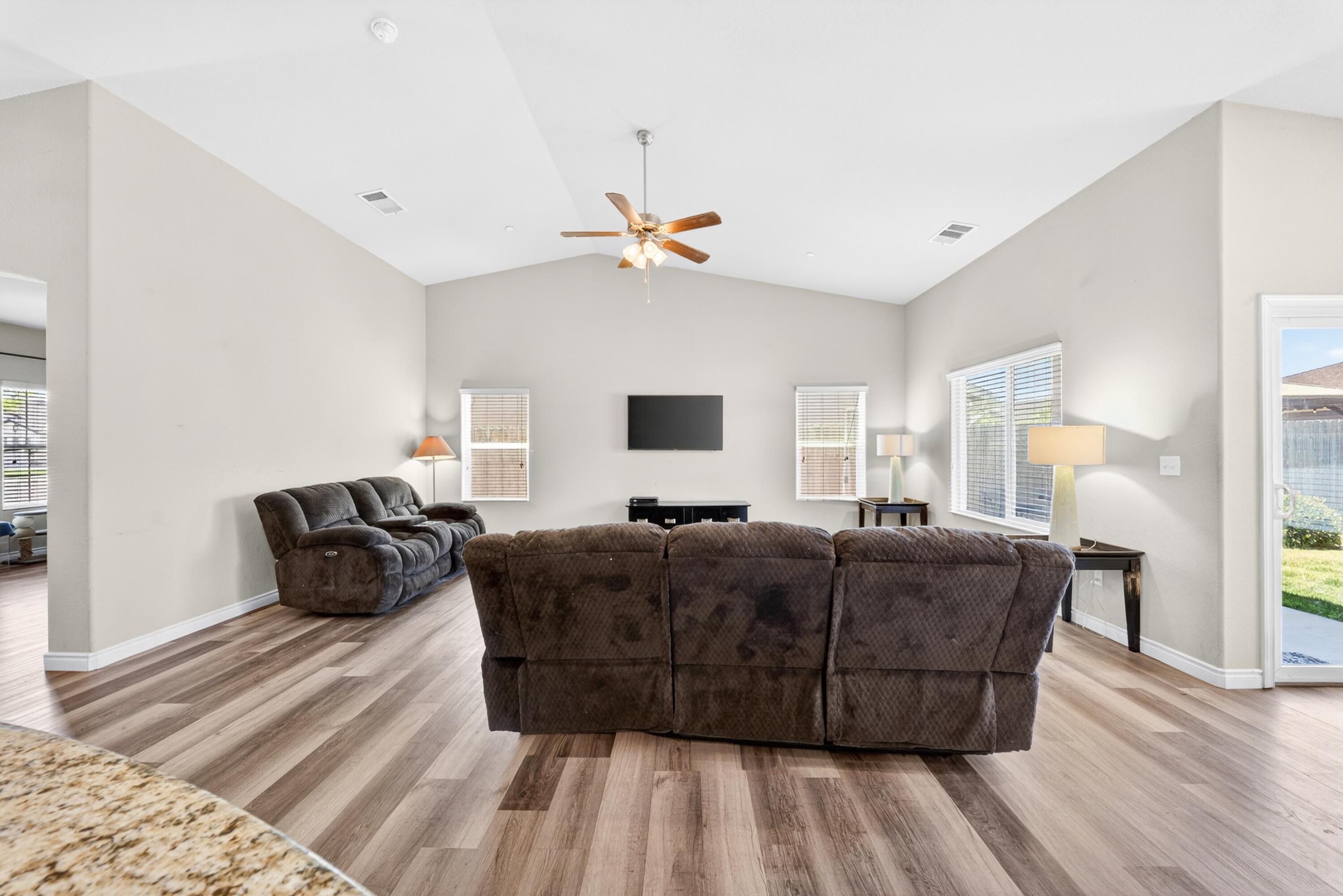 491 Nelder Grove