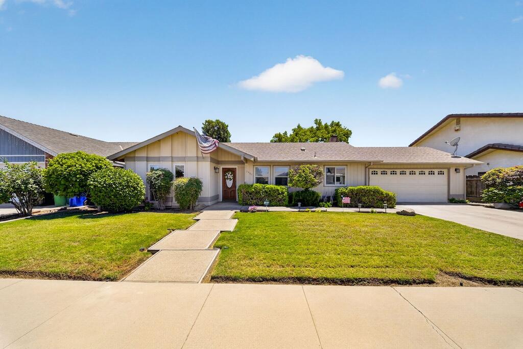 1541 Nancy Circle