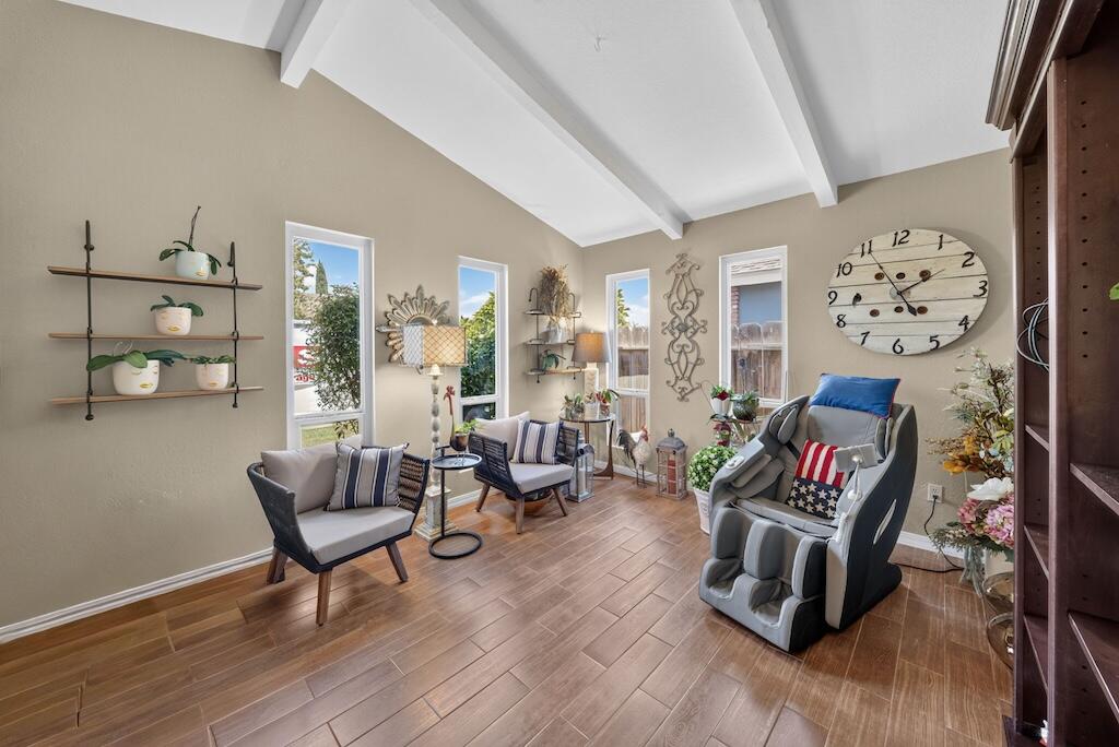 1541 Nancy Circle