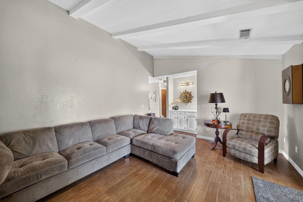 1541 Nancy Circle