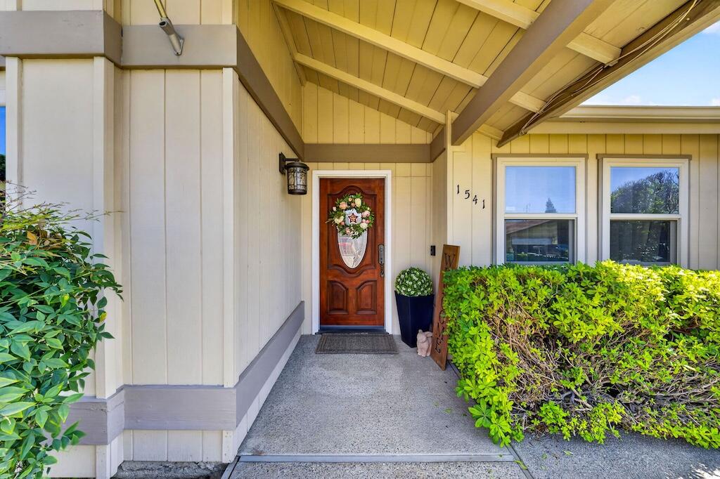 1541 Nancy Circle