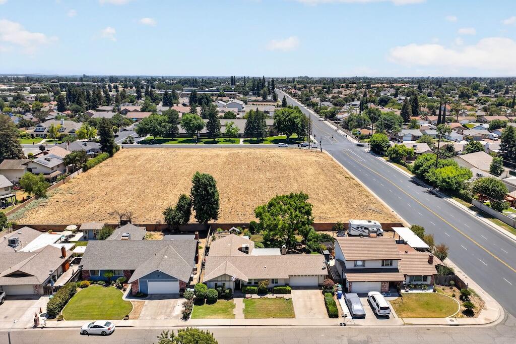 1541 Nancy Circle