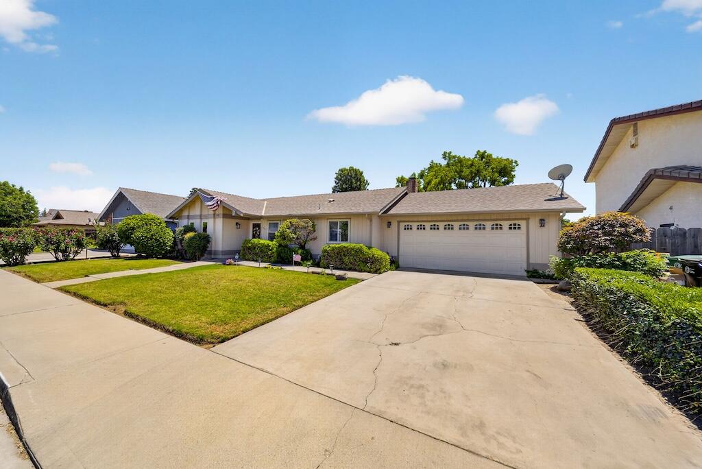 1541 Nancy Circle