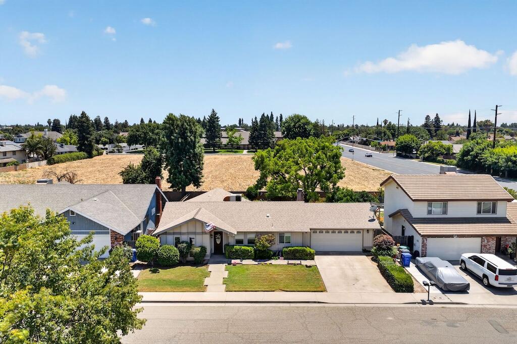 1541 Nancy Circle