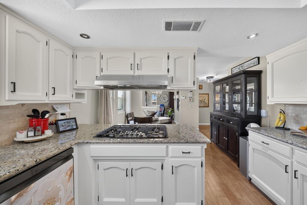 1541 Nancy Circle