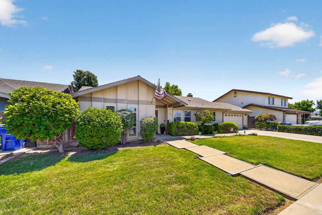 1541 Nancy Circle