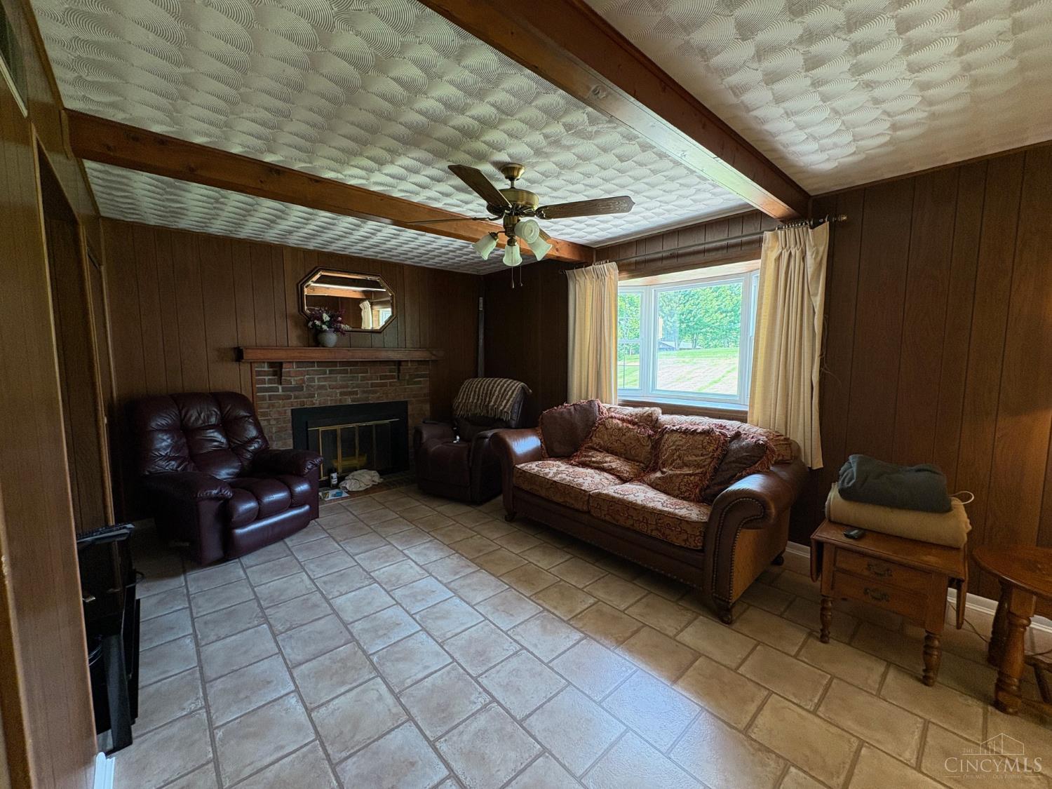 4982 Poinsettia Drive