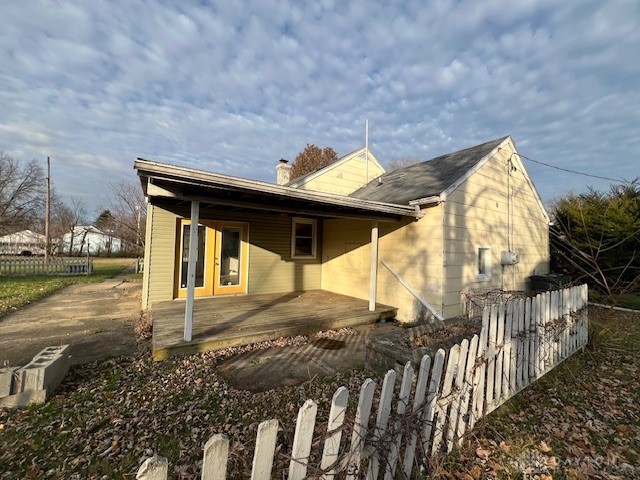 975 S Linden Avenue