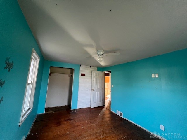 975 S Linden Avenue