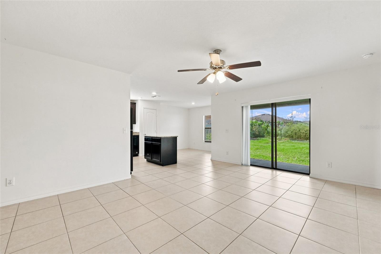 2166 MANDARIN LOOP