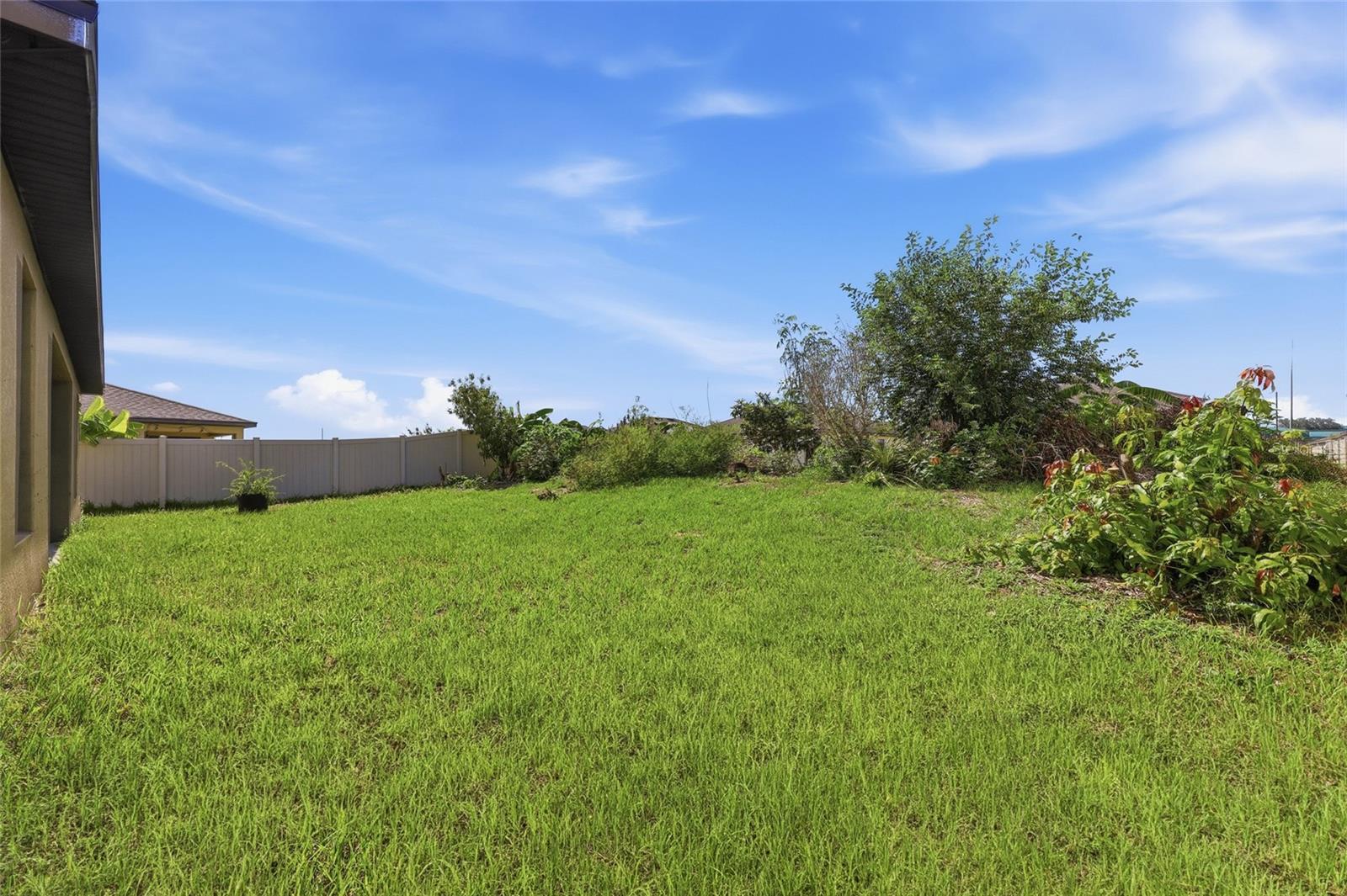 2166 MANDARIN LOOP