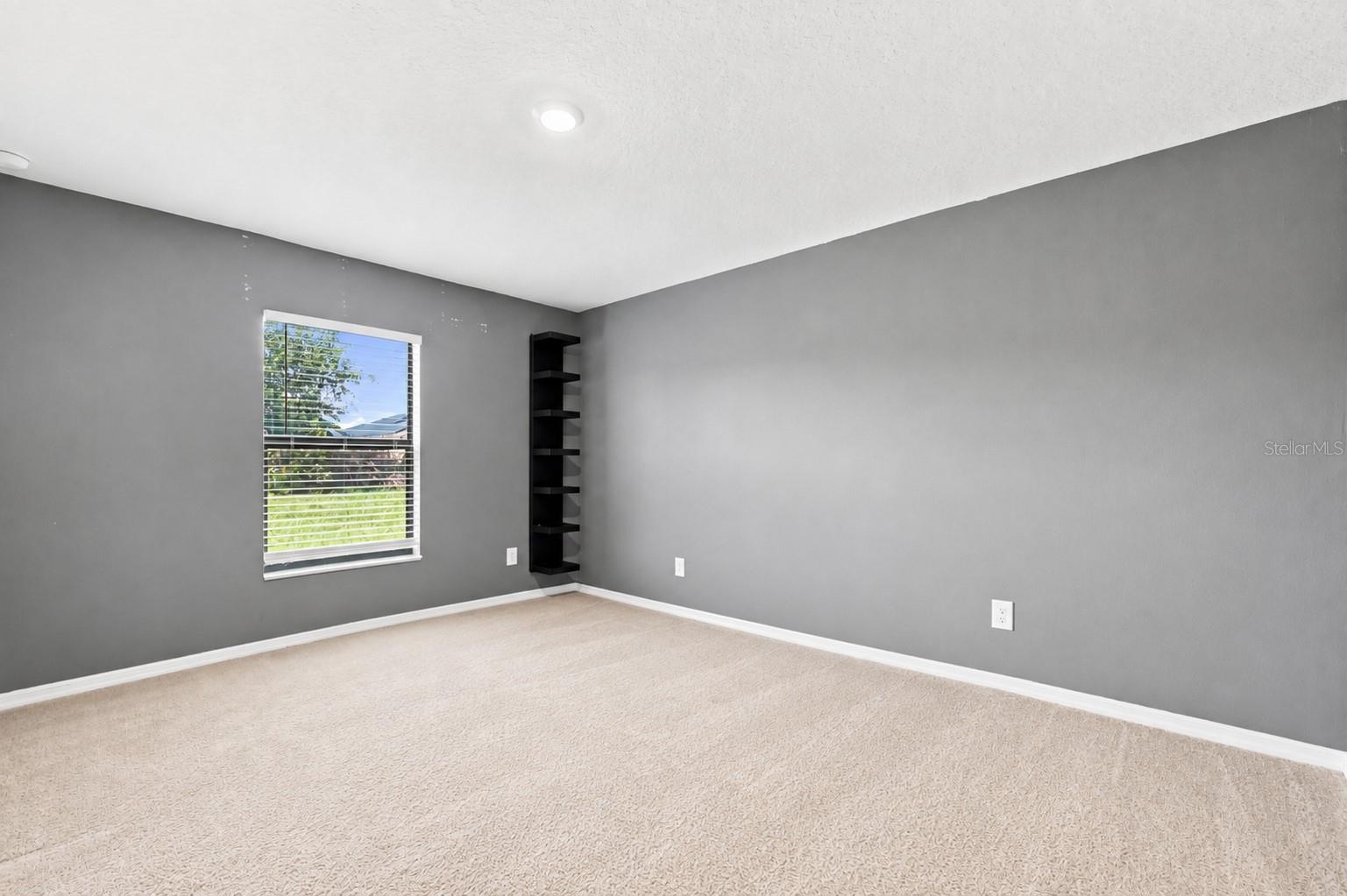2166 MANDARIN LOOP