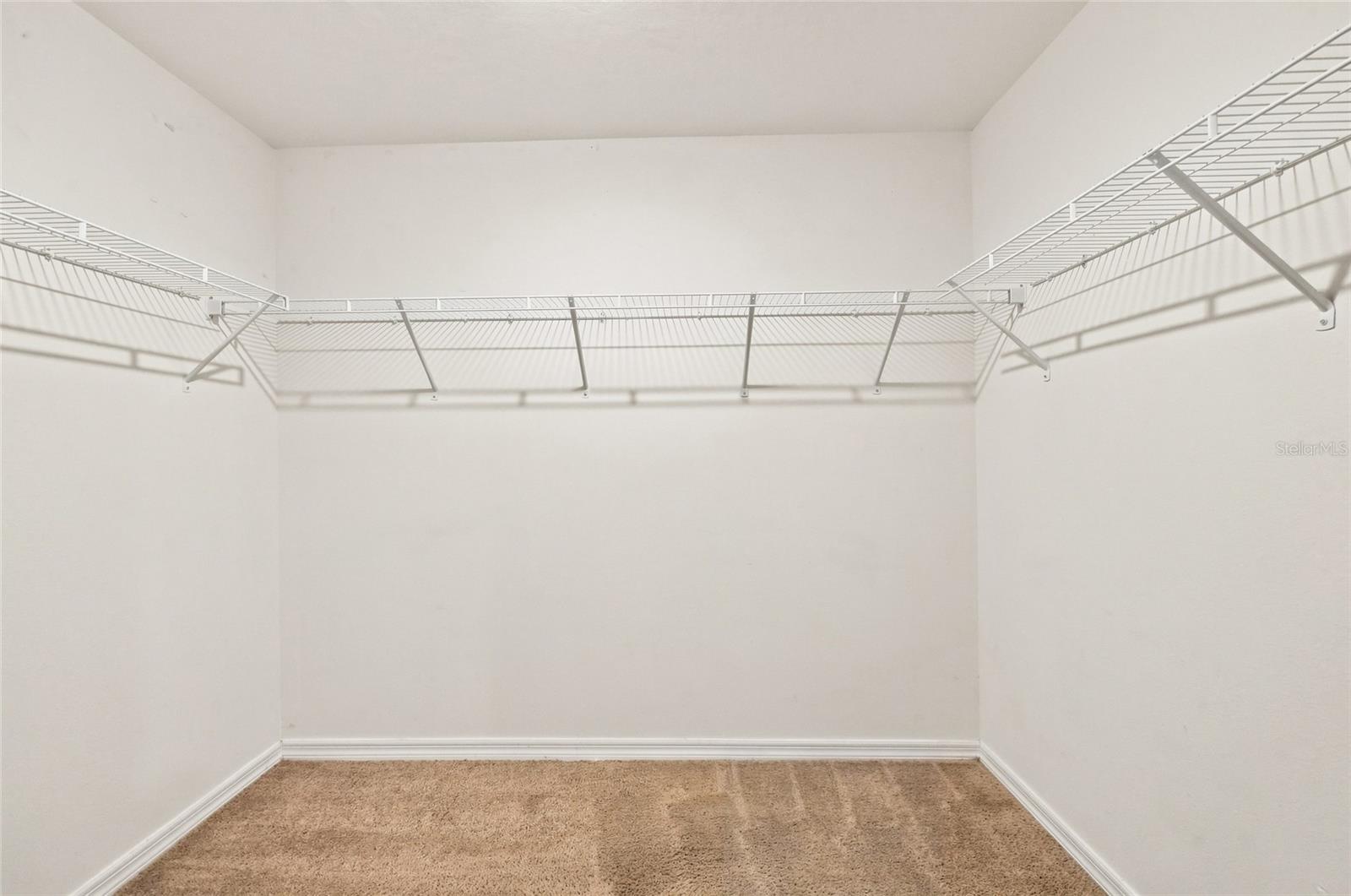 2166 MANDARIN LOOP