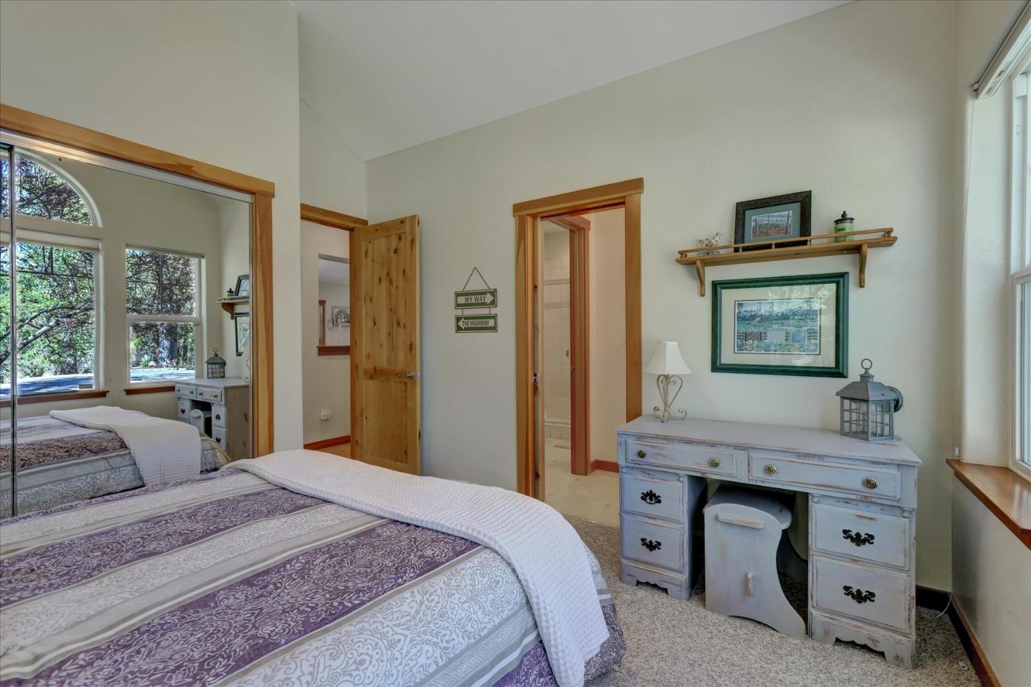 12673 Hoppy Hollow Road
