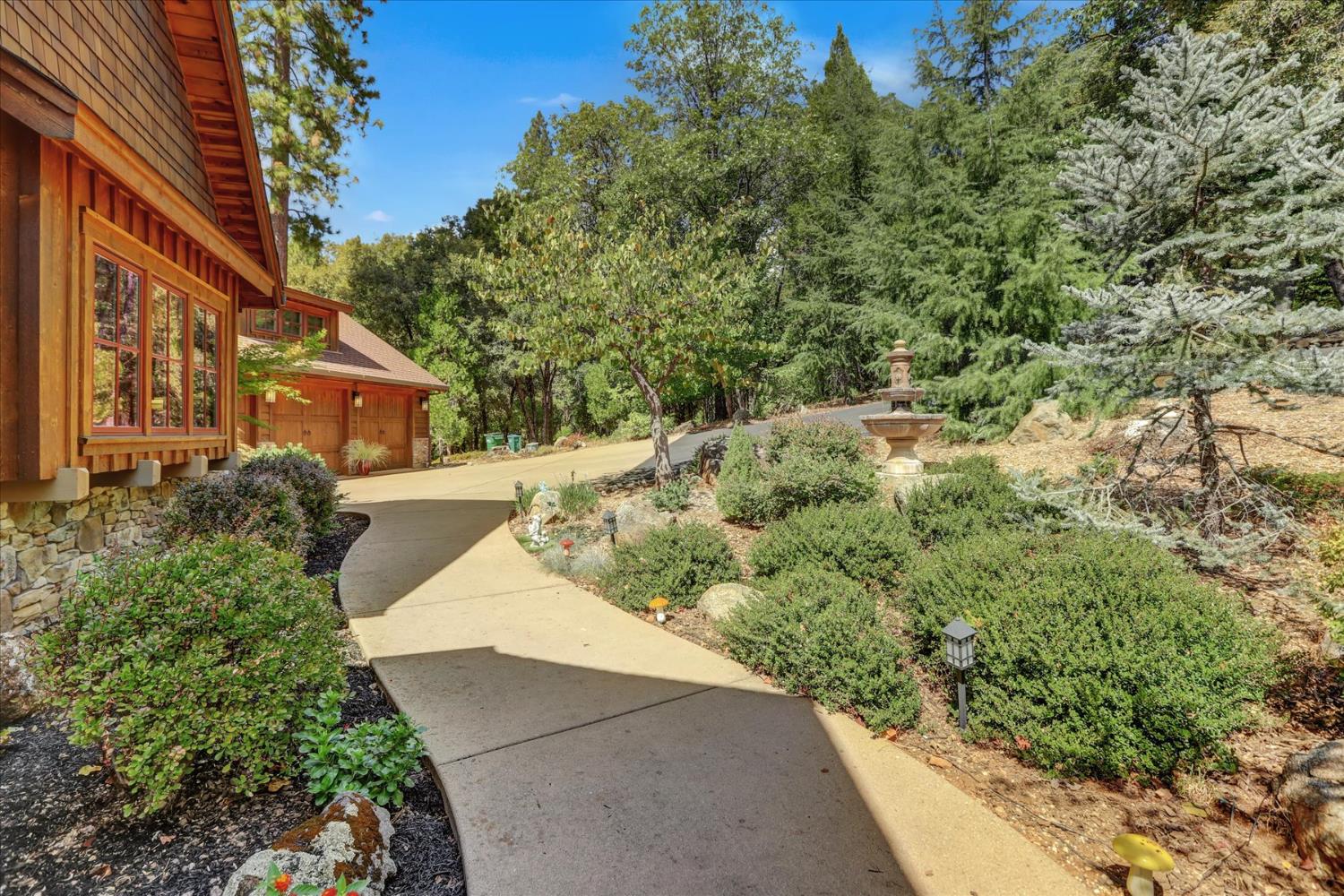 14055 Mount Auburn Circle
