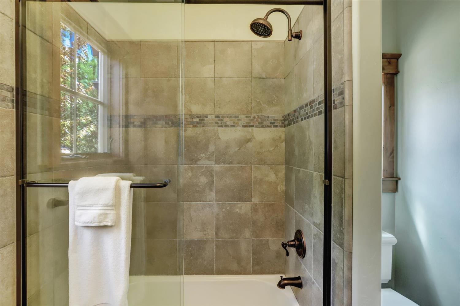 14055 Mount Auburn Circle