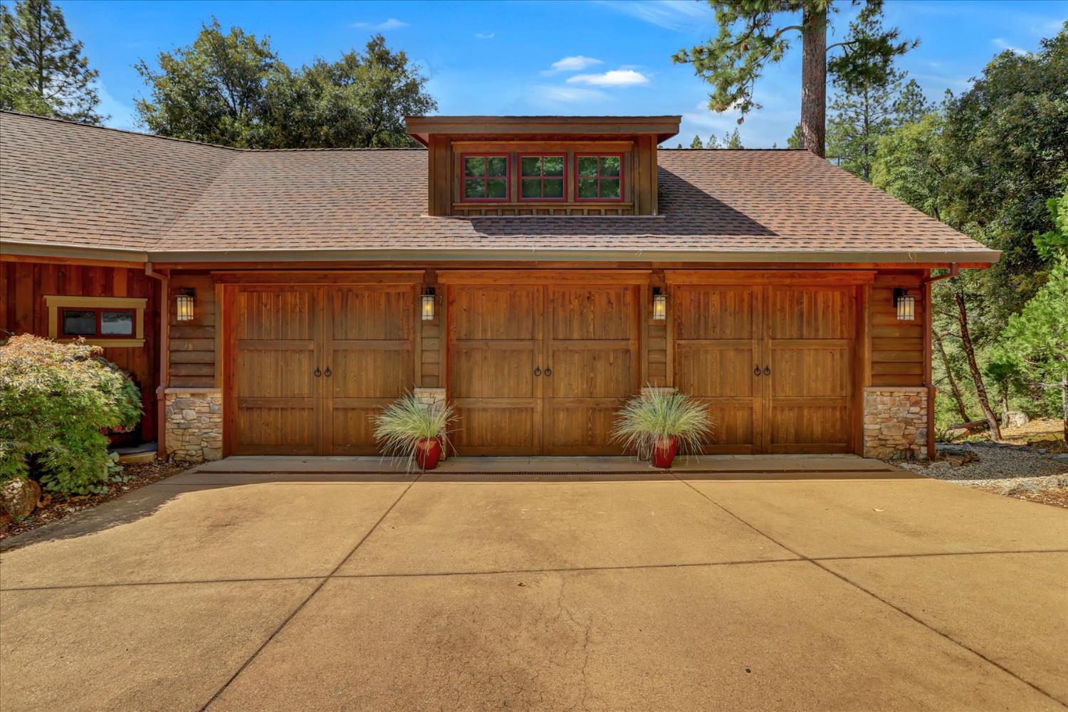 14055 Mount Auburn Circle