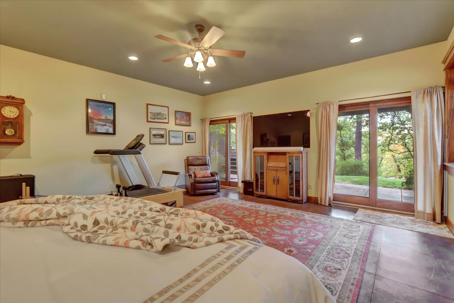 14055 Mount Auburn Circle