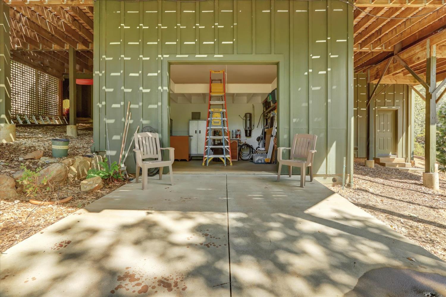 14055 Mount Auburn Circle