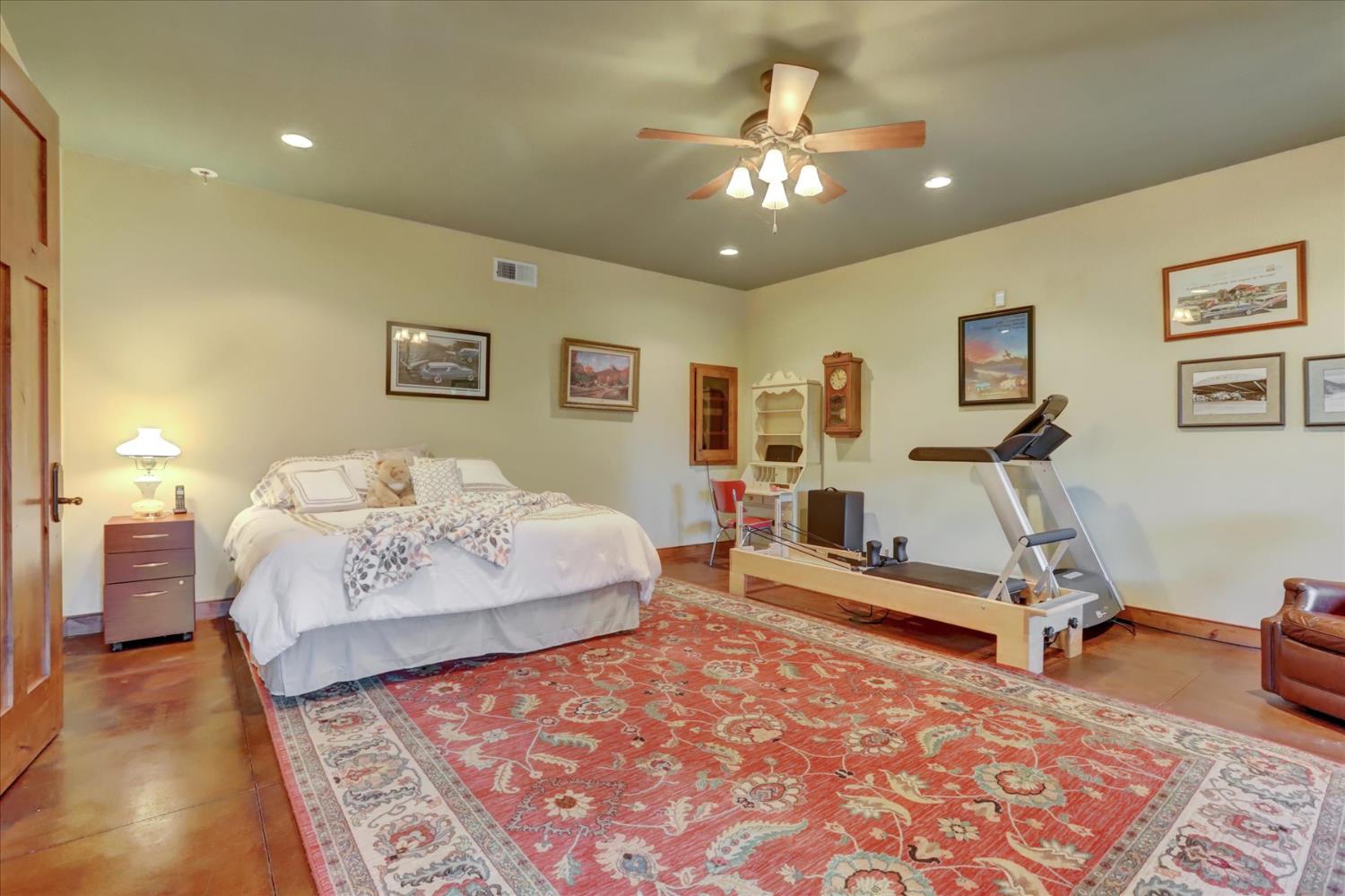 14055 Mount Auburn Circle