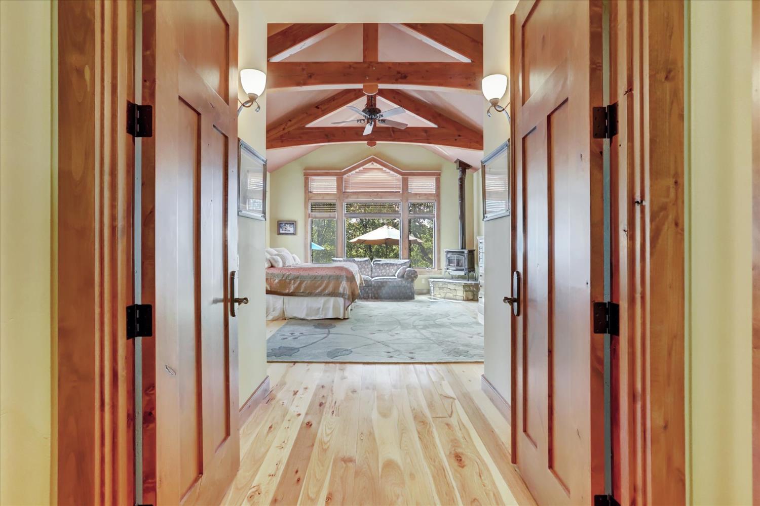 14055 Mount Auburn Circle