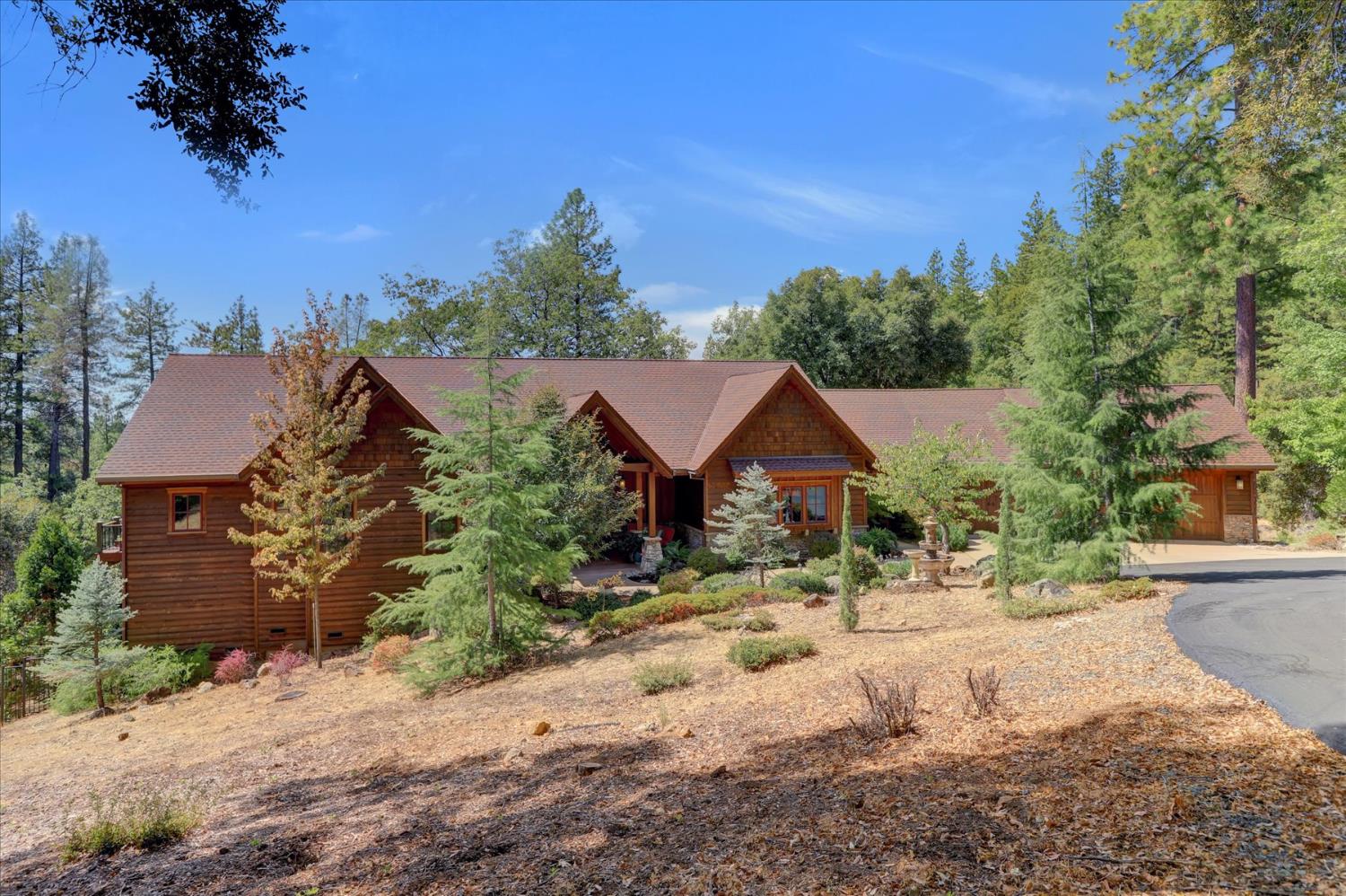 14055 Mount Auburn Circle
