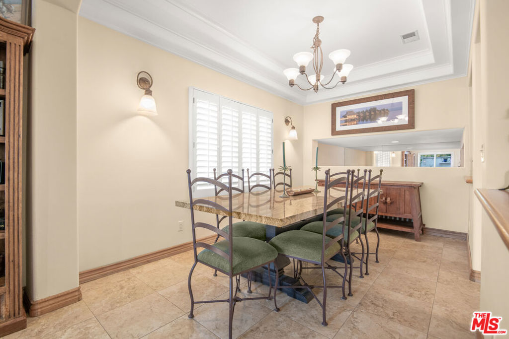 6435 Zumirez Drive 21