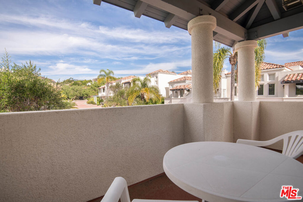 6435 Zumirez Drive 21