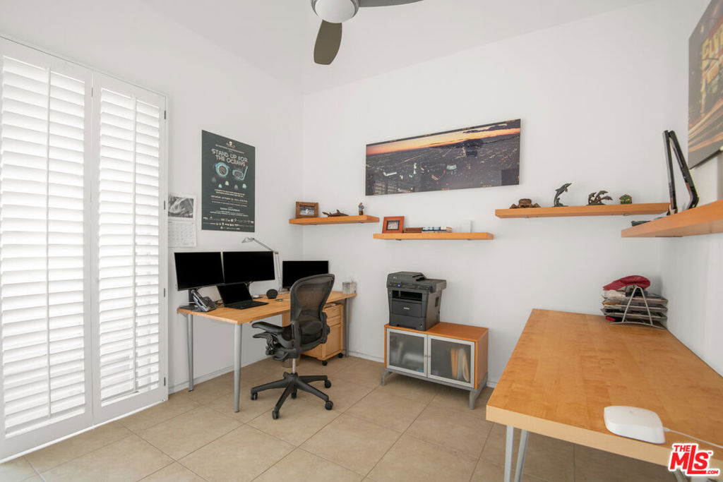 6435 Zumirez Drive 21