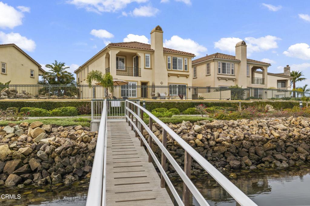 1304 Twin Tides Place